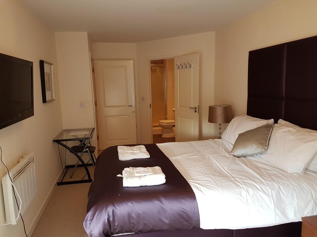 Two Bedrooms, Two Bath, Up To 3 Beds 1 Sofa - Slough Windsor Legoland 외부 사진