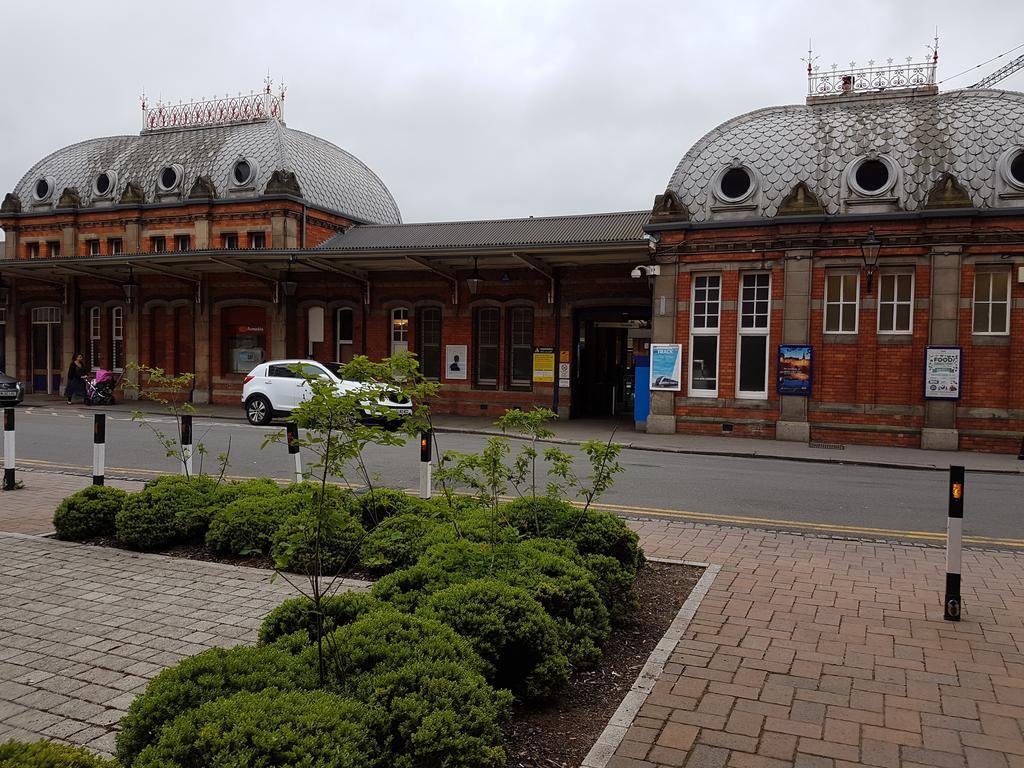 Two Bedrooms, Two Bath, Up To 3 Beds 1 Sofa - Slough Windsor Legoland 외부 사진